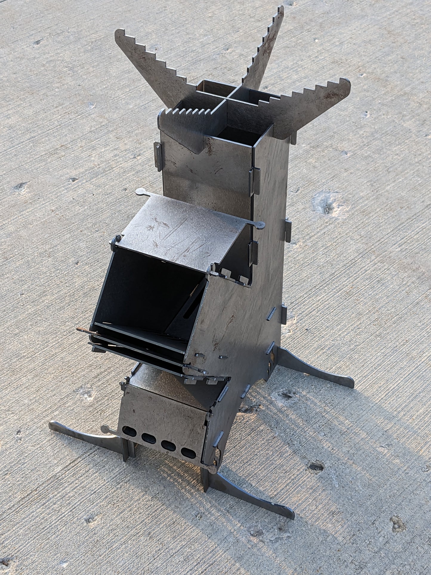 Collapsible Rocket Stove