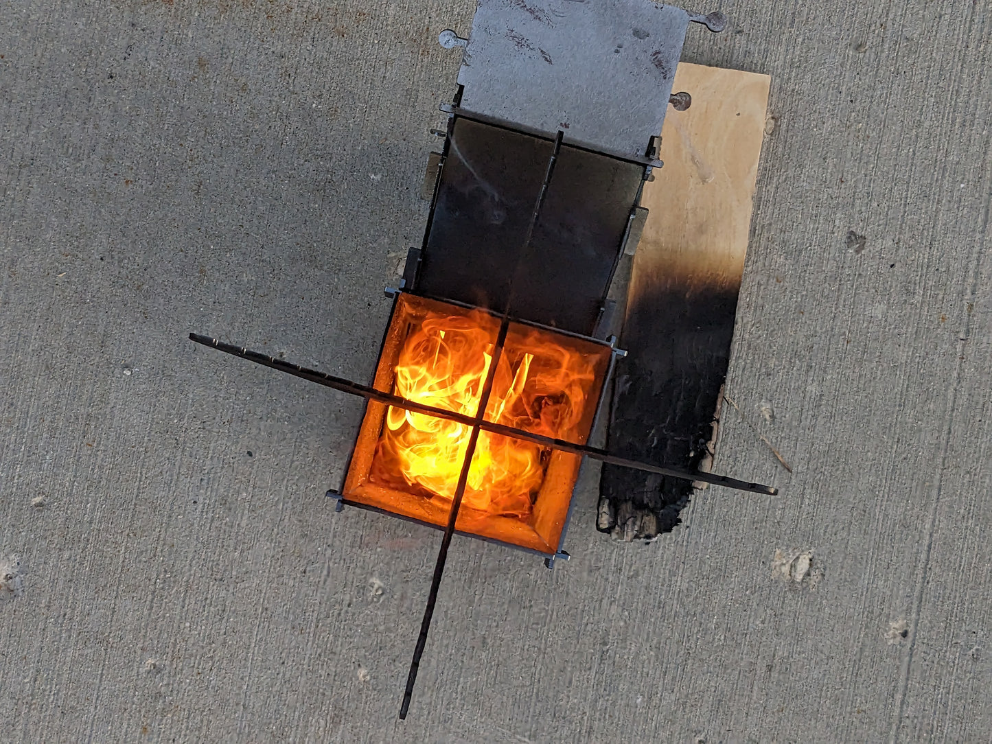 Collapsible Rocket Stove