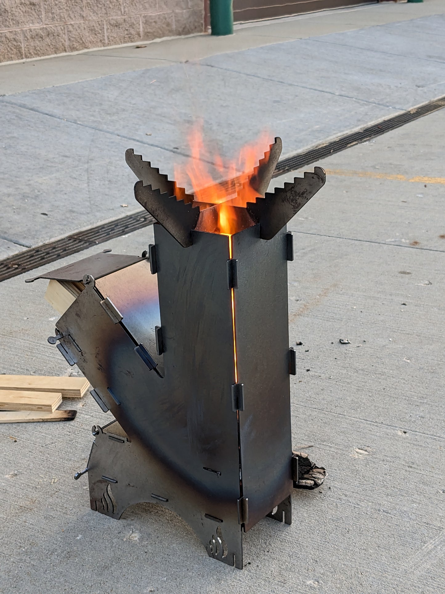 Collapsible Rocket Stove